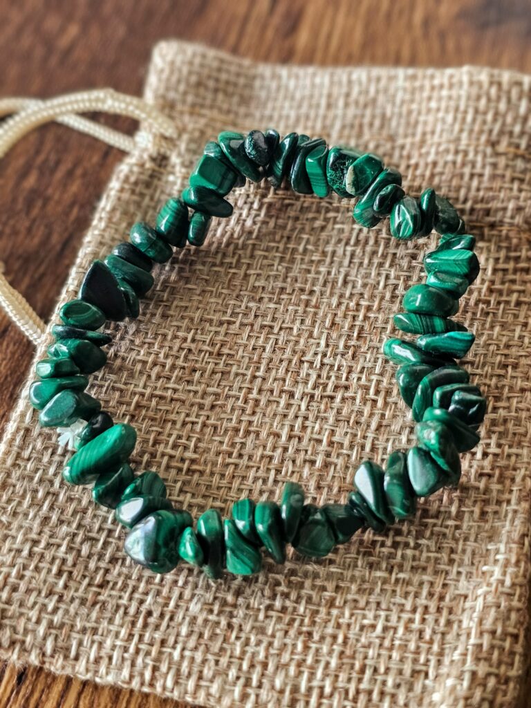 Bracelet en malachite brute
